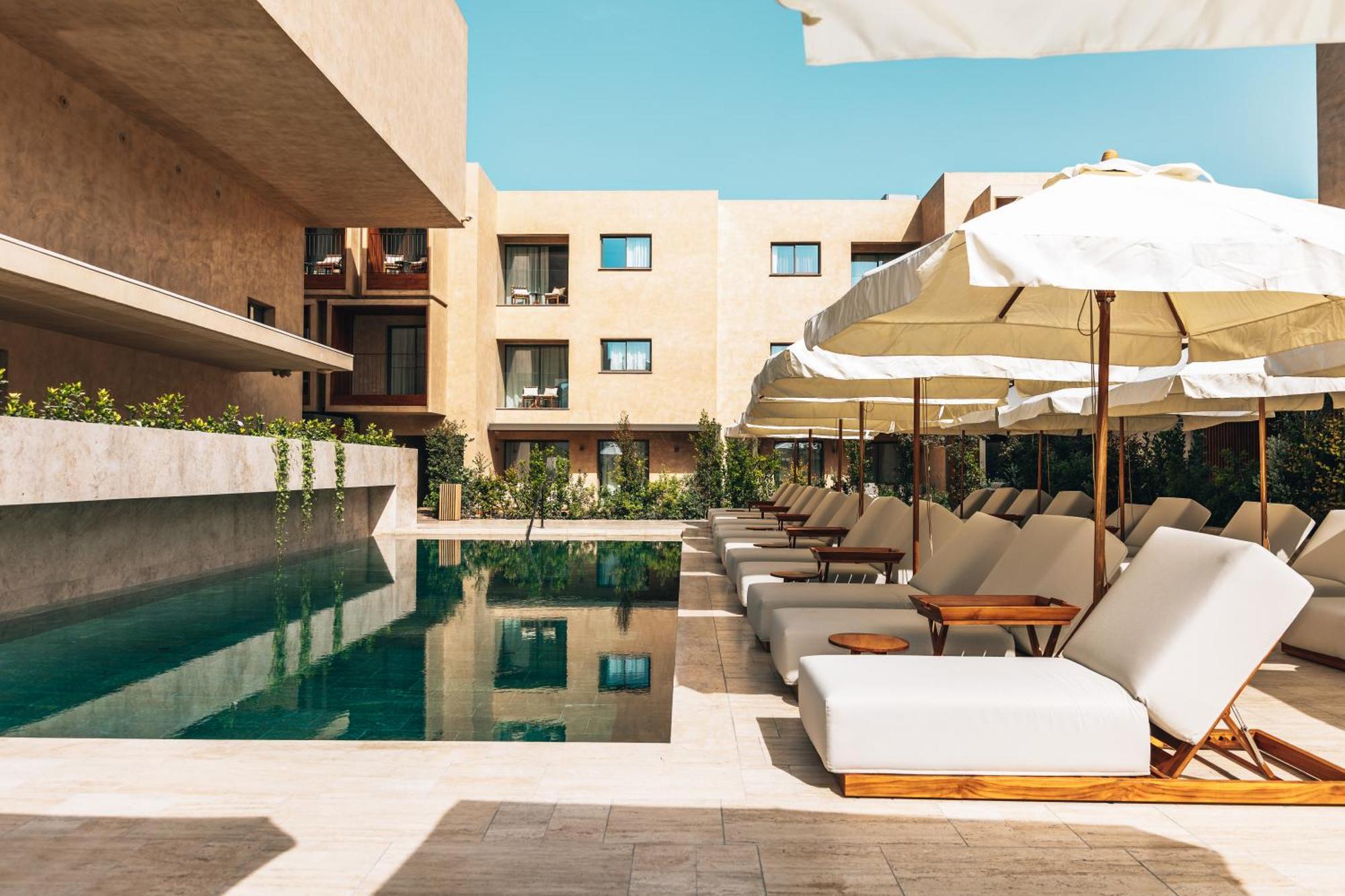 M Boutique Hotel - Designed For Adults Paphos Bagian luar foto